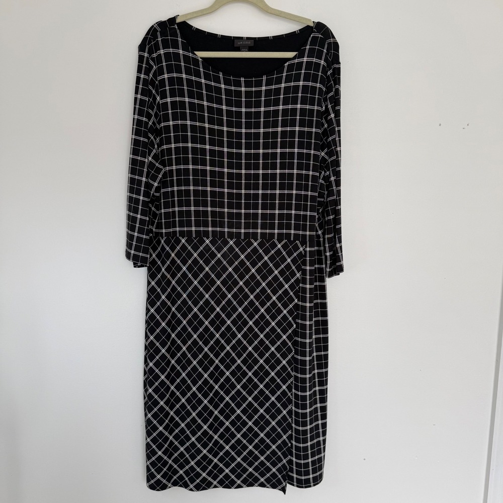 J.Jill Wearever Windowpane Fauxβ Wrap Dress Jersey Black Plaid 3/4 Sleeve
XL